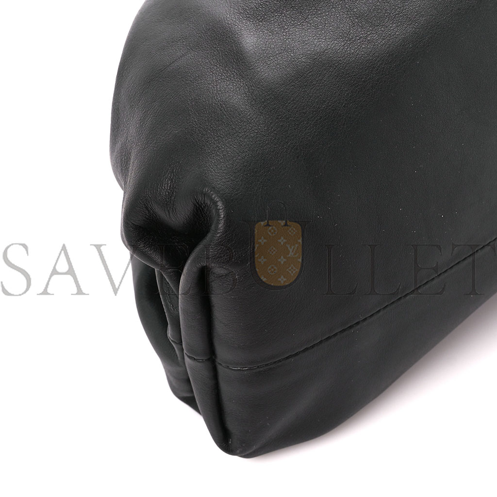 bo*te*ga Ve*ne*ta smooth butter calf the pouch oversized clutch black (38*18*8cm)