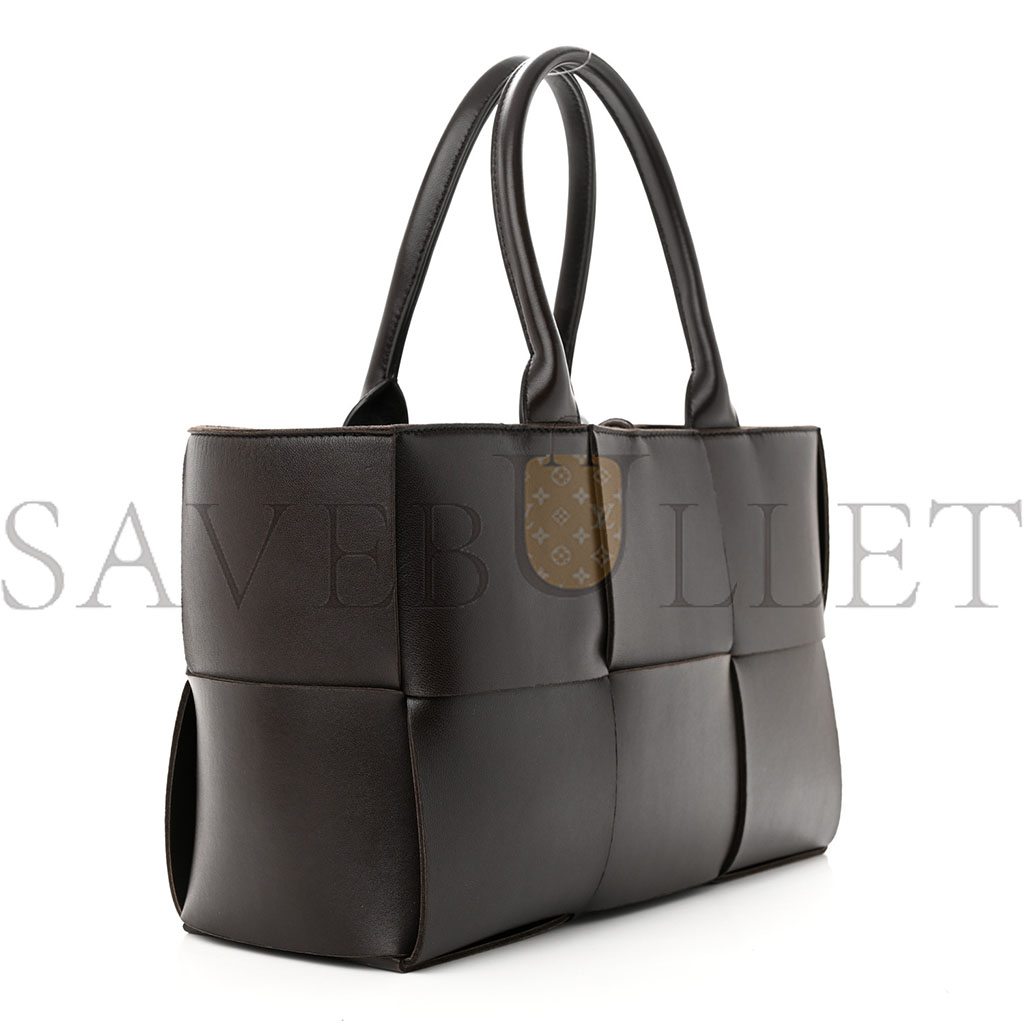 bo*te*ga Ve*ne*ta nappa maxi intrecciato medium arco tote fondant (37*20*13cm)