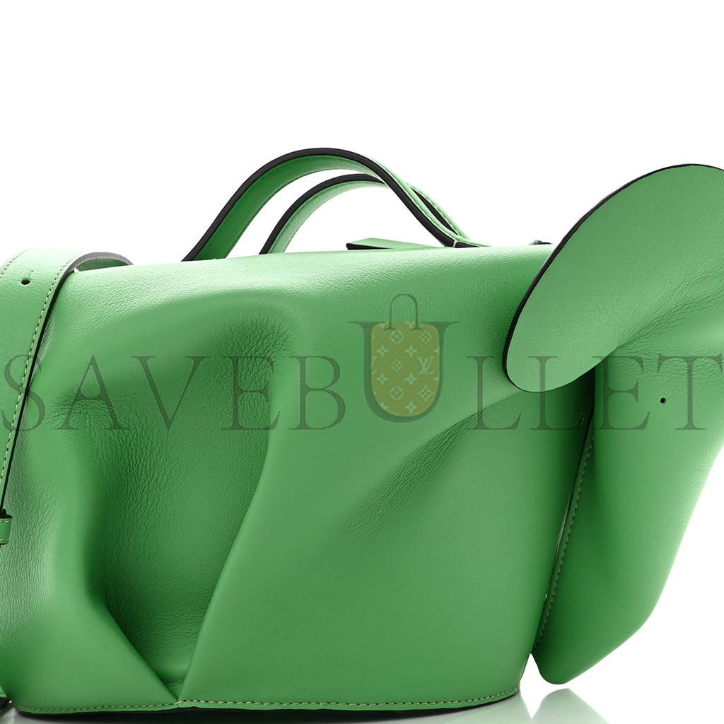 l*ew* calfskin large elephant crossbody bag apple green (20*15*14cm)