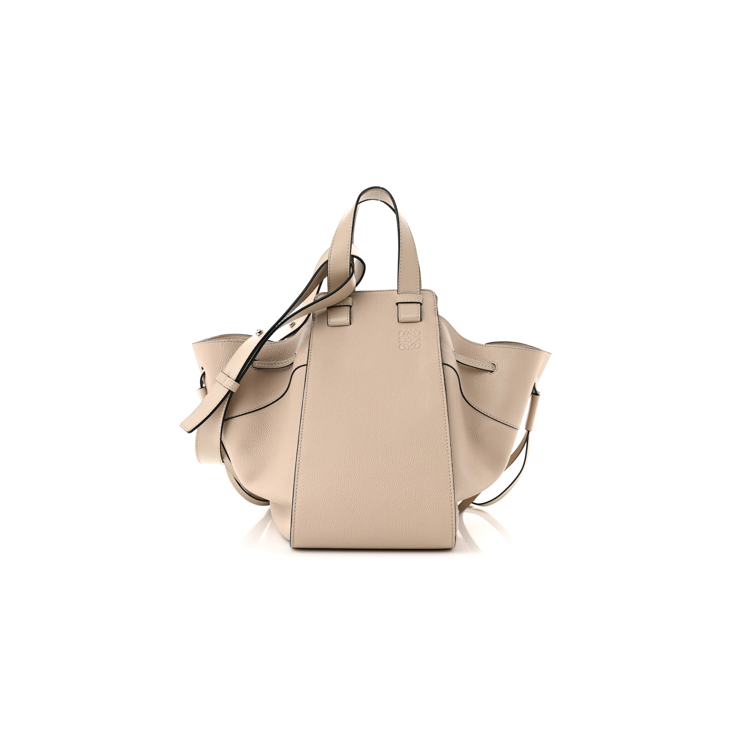 l*ew* grained calfskin small hammock shoulder bag sand (30*25*13.5cm)