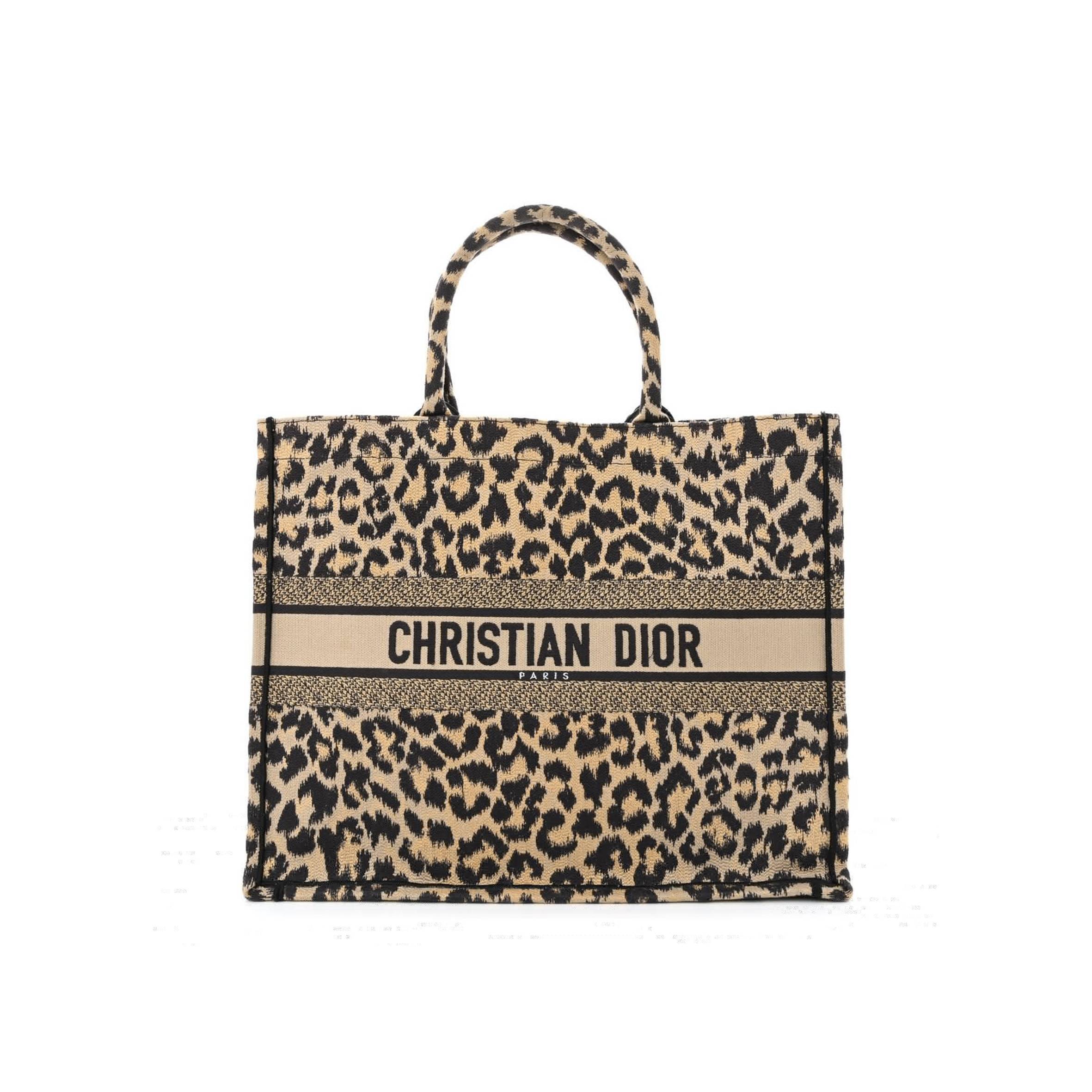 D*or canvas mizza embroidered large leopard book tote beige (42*33*15.2cm)